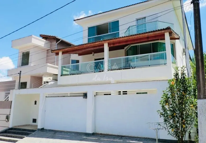 Foto 1 de Casa com 4 Quartos à venda, 361m² em Jardim Brasilia 2, Resende