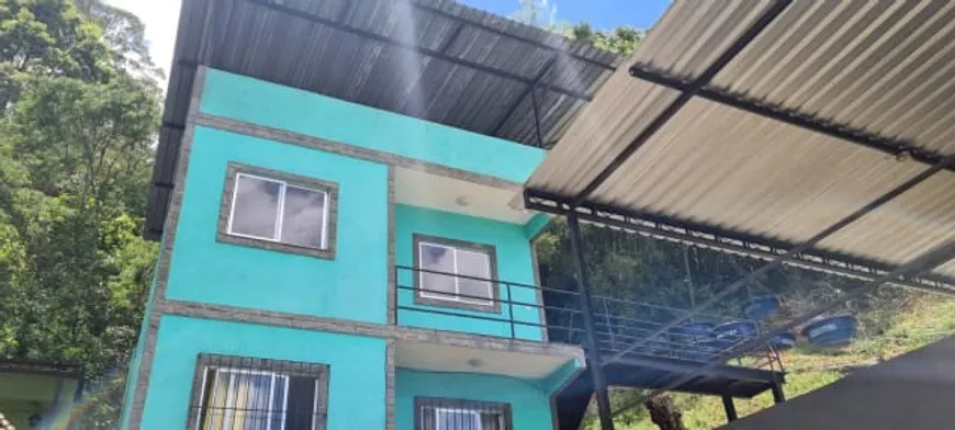 Foto 1 de Apartamento com 2 Quartos à venda, 10m² em Duarte Silveira, Petrópolis