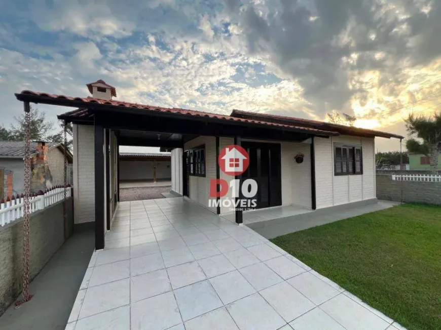 Foto 1 de Casa com 3 Quartos à venda, 110m² em , Balneário Arroio do Silva