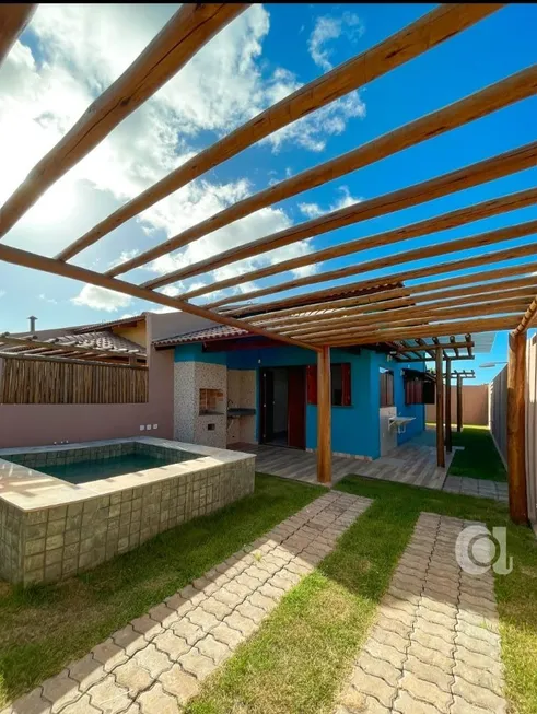 Foto 1 de Casa com 2 Quartos à venda, 71m² em Centro, São Miguel do Gostoso