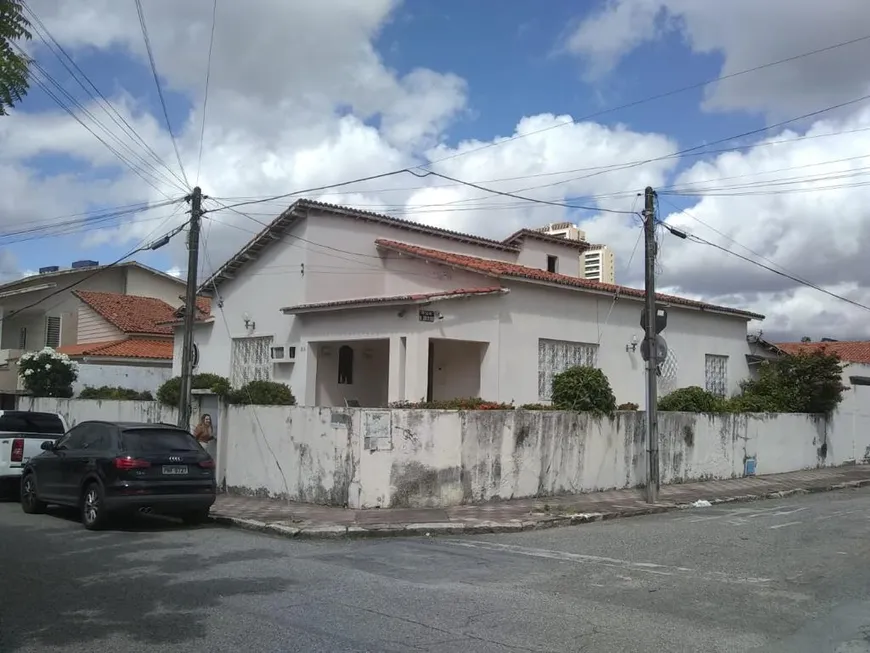 Foto 1 de Casa com 3 Quartos à venda, 250m² em Fátima, Fortaleza