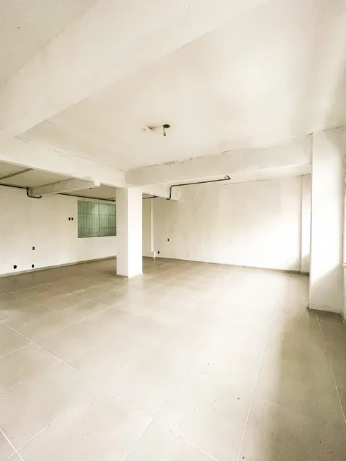 Foto 1 de Ponto Comercial para alugar, 77m² em Centro, Petrópolis