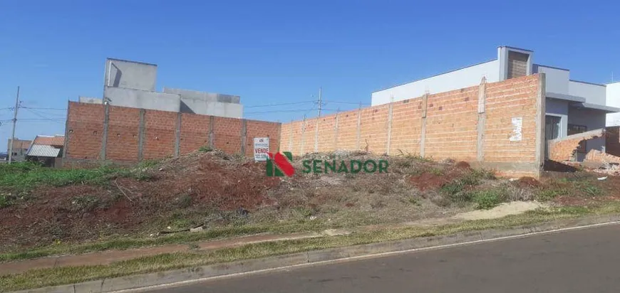 Foto 1 de Lote/Terreno à venda, 251m² em Colinas, Londrina