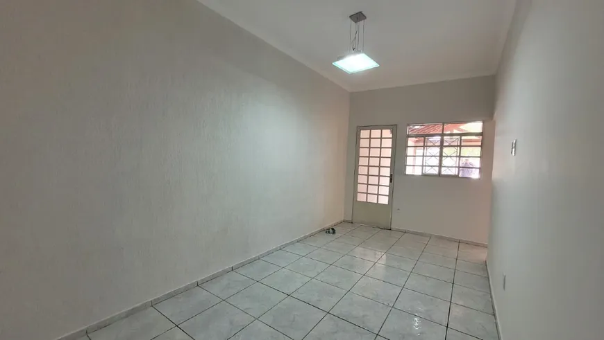 Foto 1 de Casa com 2 Quartos à venda, 66m² em Residencial Fênix, Limeira