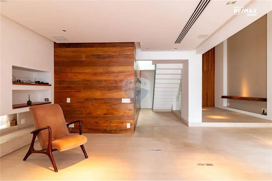 Foto 1 de Casa com 4 Quartos à venda, 495m² em Jardim Paulista, São Paulo