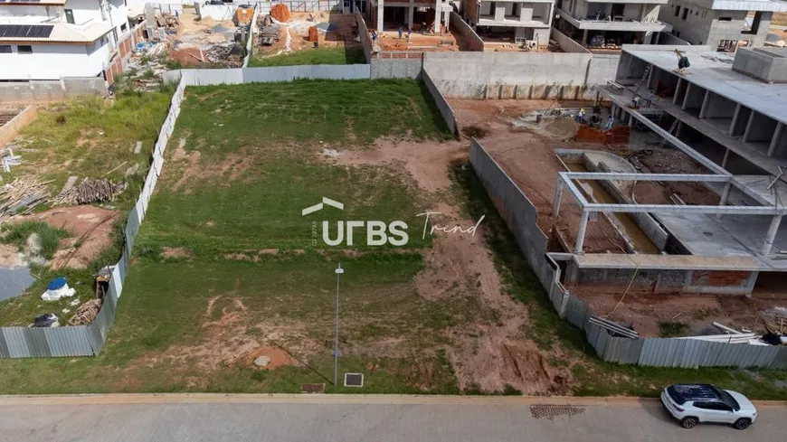 Foto 1 de Lote/Terreno à venda, 688m² em Jardins Italia, Goiânia