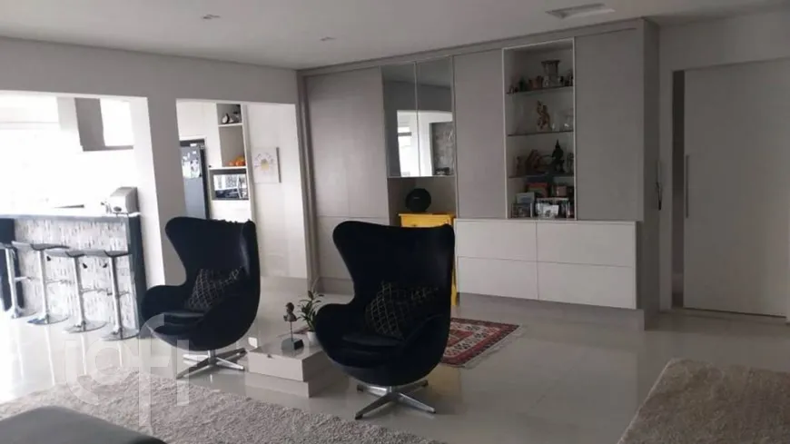 Foto 1 de Apartamento com 3 Quartos à venda, 138m² em Brooklin, São Paulo