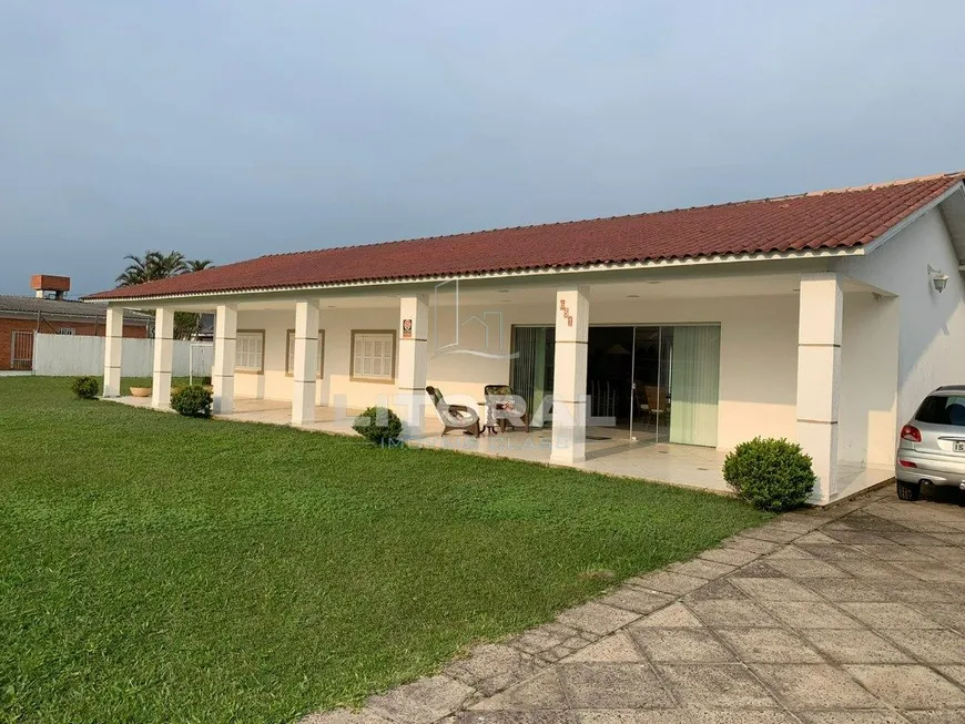 Foto 1 de Casa com 4 Quartos à venda, 160m² em Atlantida, Xangri-lá