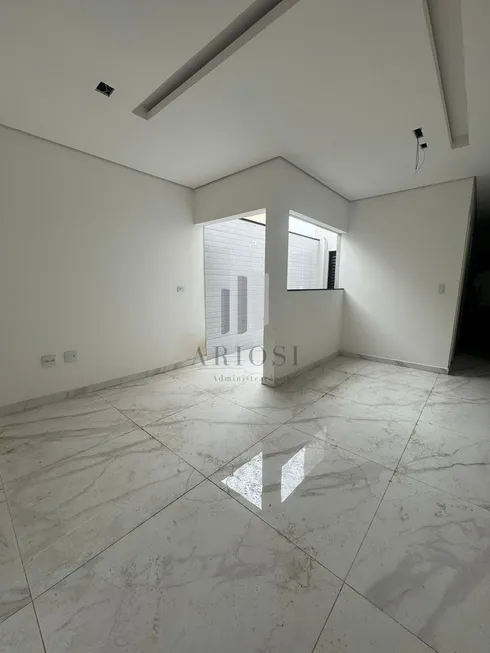 Foto 1 de Apartamento com 2 Quartos à venda, 54m² em Vila Cecilia Maria, Santo André