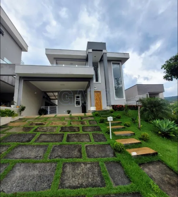 Foto 1 de Casa de Condomínio com 4 Quartos à venda, 212m² em Suru, Santana de Parnaíba