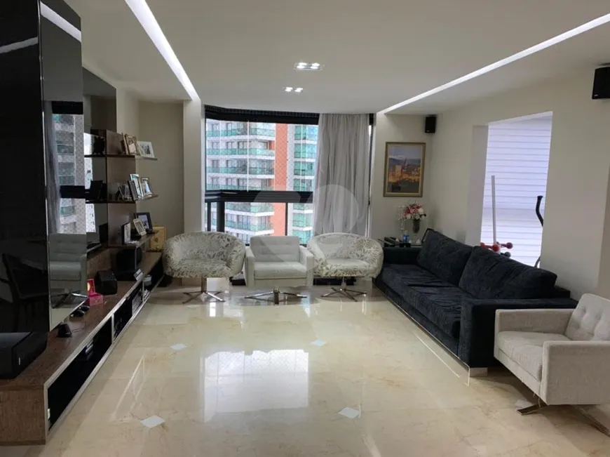 Foto 1 de Apartamento com 3 Quartos à venda, 300m² em Santana, São Paulo