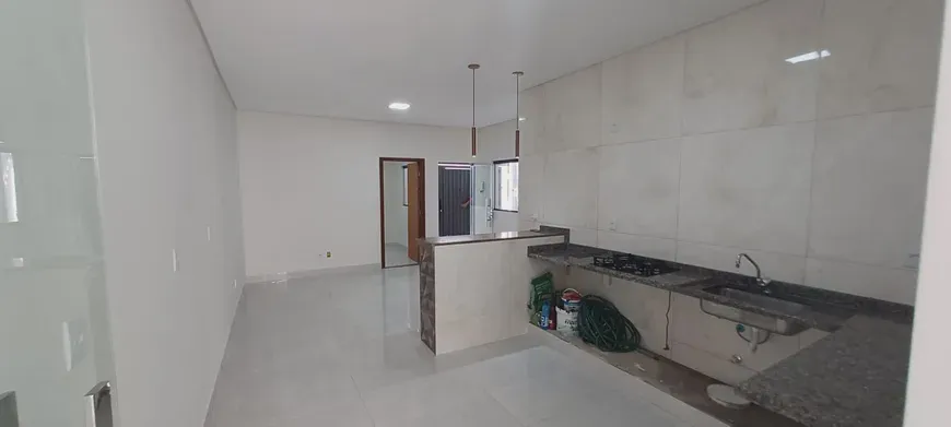 Foto 1 de Casa com 2 Quartos à venda, 90m² em Boca do Rio, Salvador