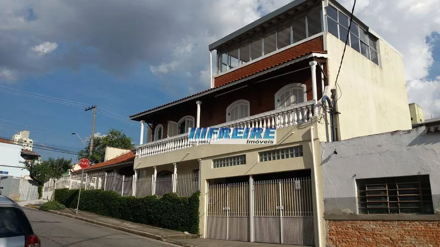 Foto 1 de Sobrado com 4 Quartos à venda, 229m² em Santa Paula, São Caetano do Sul