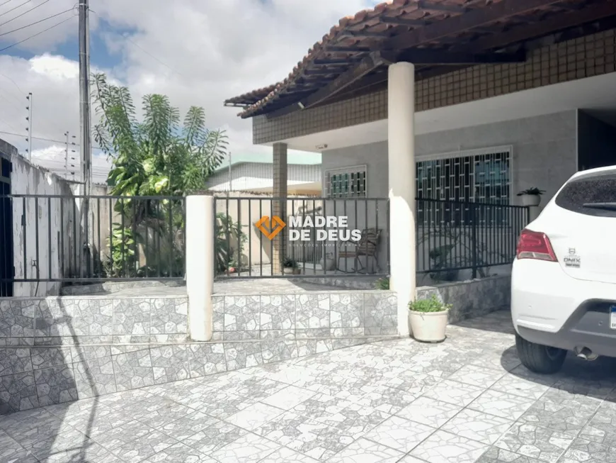 Foto 1 de Casa à venda, 185m² em Dionísio Torres, Fortaleza