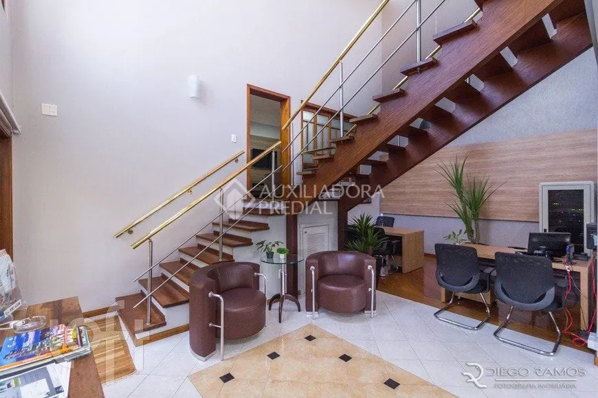 Foto 1 de Casa com 5 Quartos à venda, 452m² em Vila Jardim, Porto Alegre