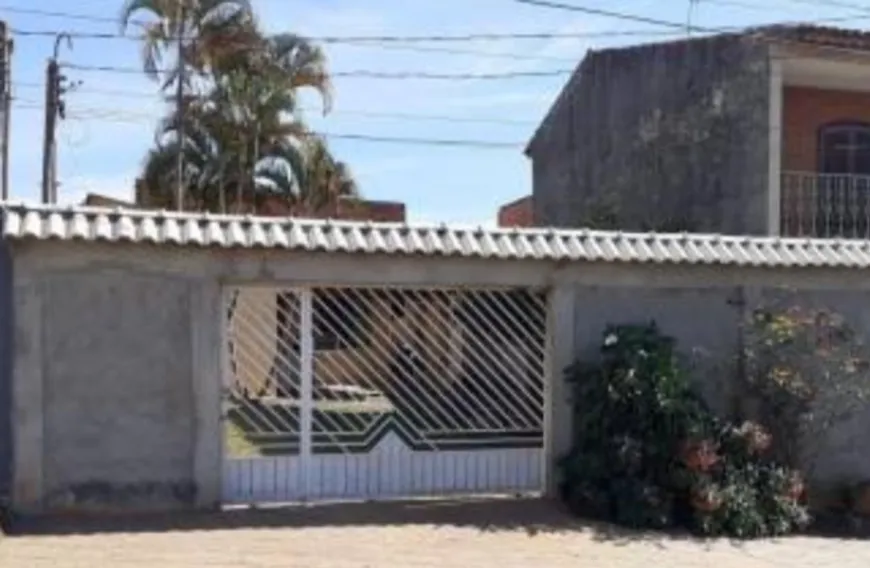 Foto 1 de Casa com 2 Quartos à venda, 190m² em Conjunto Habitacional Aguia de Haia, São Paulo