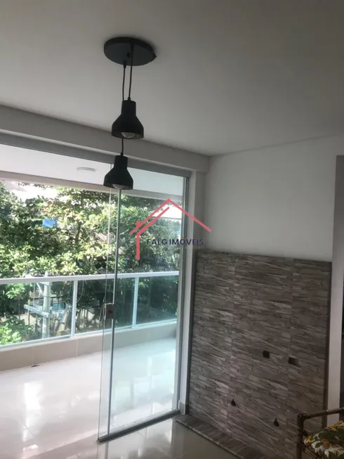 Foto 1 de Apartamento com 3 Quartos para alugar, 90m² em Pitangueiras, Guarujá