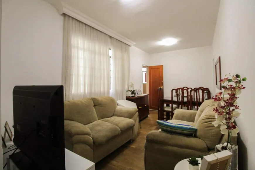 Foto 1 de Apartamento com 3 Quartos à venda, 57m² em Estoril, Belo Horizonte