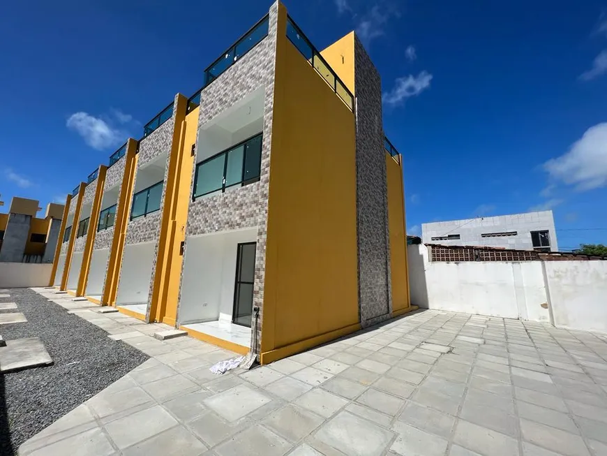 Foto 1 de Apartamento com 3 Quartos à venda, 80m² em Pau Amarelo, Paulista