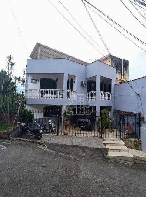 Foto 1 de Casa com 3 Quartos à venda, 300m² em Zé Garoto, São Gonçalo