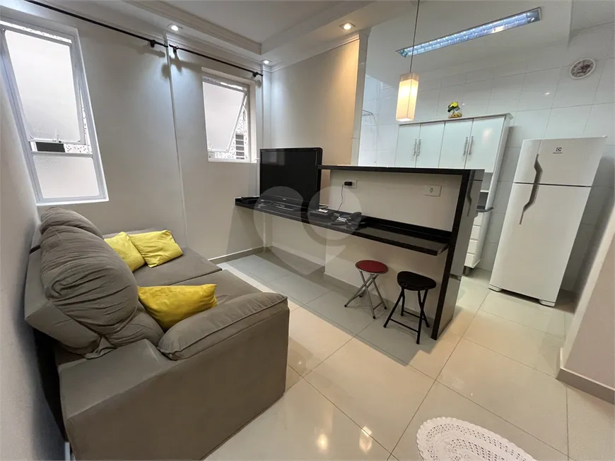 Foto 1 de Apartamento com 1 Quarto à venda, 37m² em Boqueirão, Santos