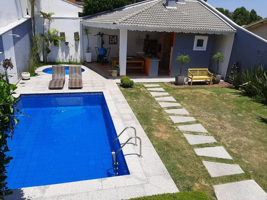 Foto 1 de Casa com 4 Quartos à venda, 350m² em Granja Viana, Cotia