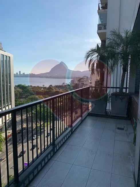Foto 1 de Cobertura com 2 Quartos à venda, 183m² em Humaitá, Rio de Janeiro