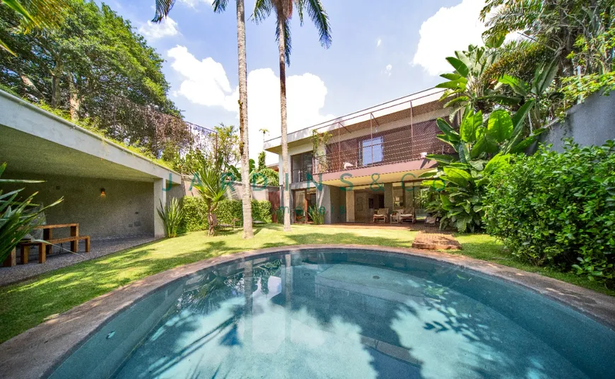 Foto 1 de Casa com 3 Quartos à venda, 517m² em Jardim Paulista, São Paulo