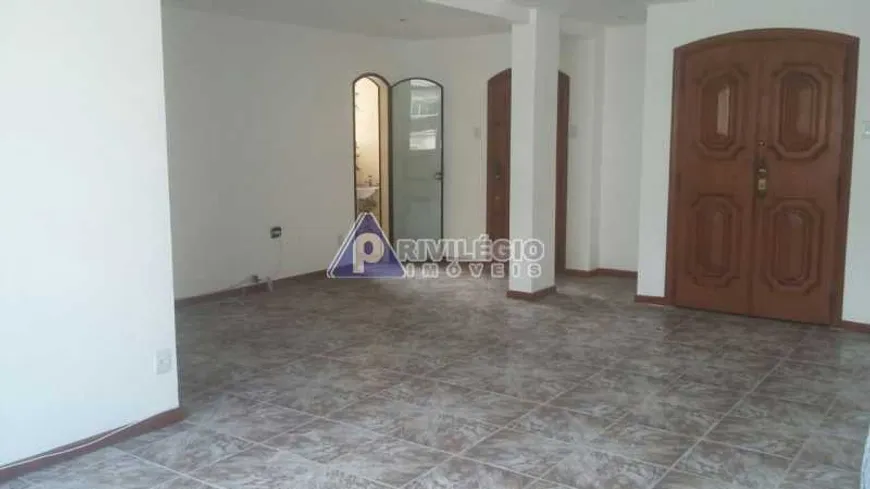 Foto 1 de Apartamento com 4 Quartos à venda, 270m² em Copacabana, Rio de Janeiro