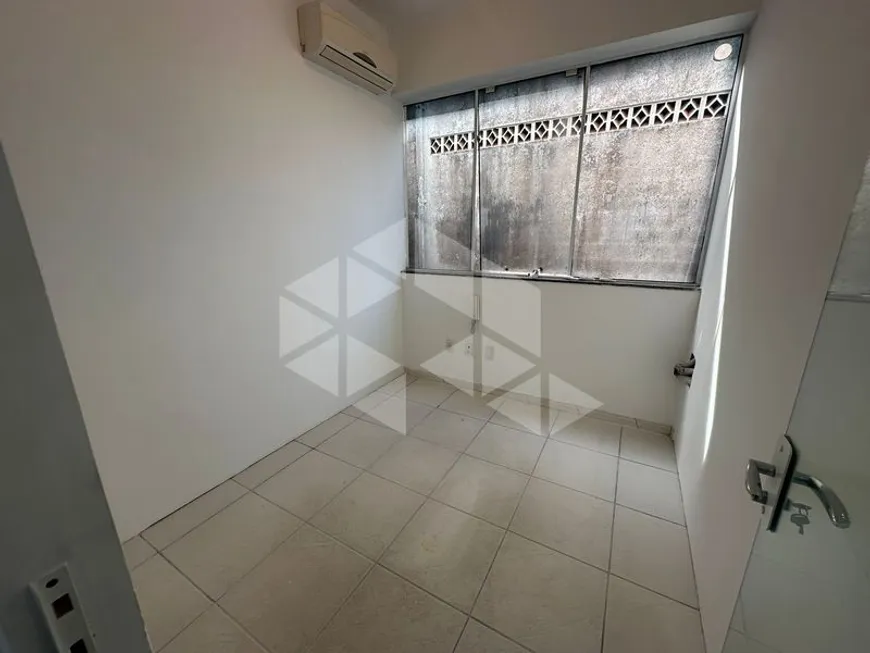 Foto 1 de Sala Comercial para alugar, 60m² em Barreiros, São José