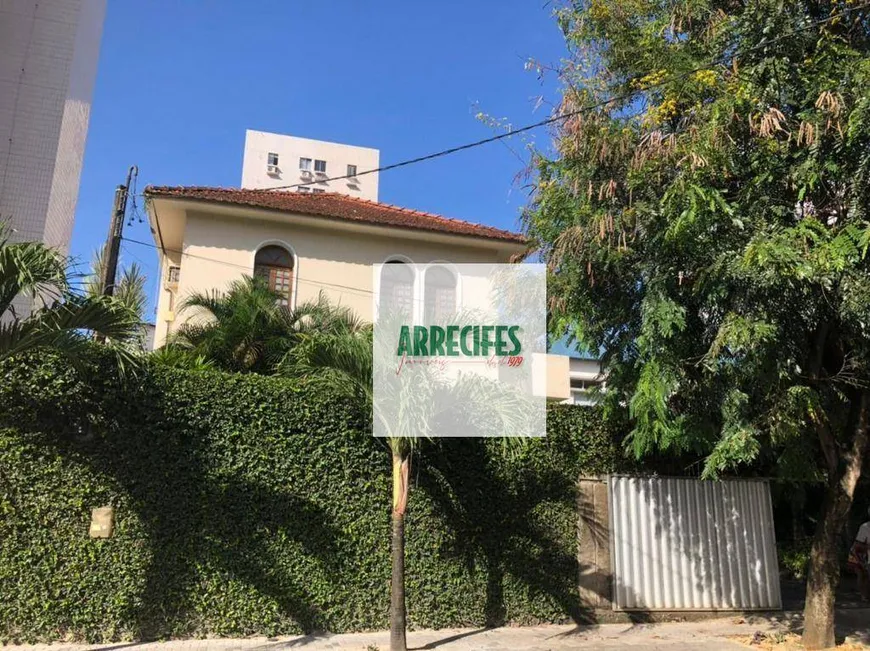 Foto 1 de Casa com 3 Quartos à venda, 236m² em Graças, Recife