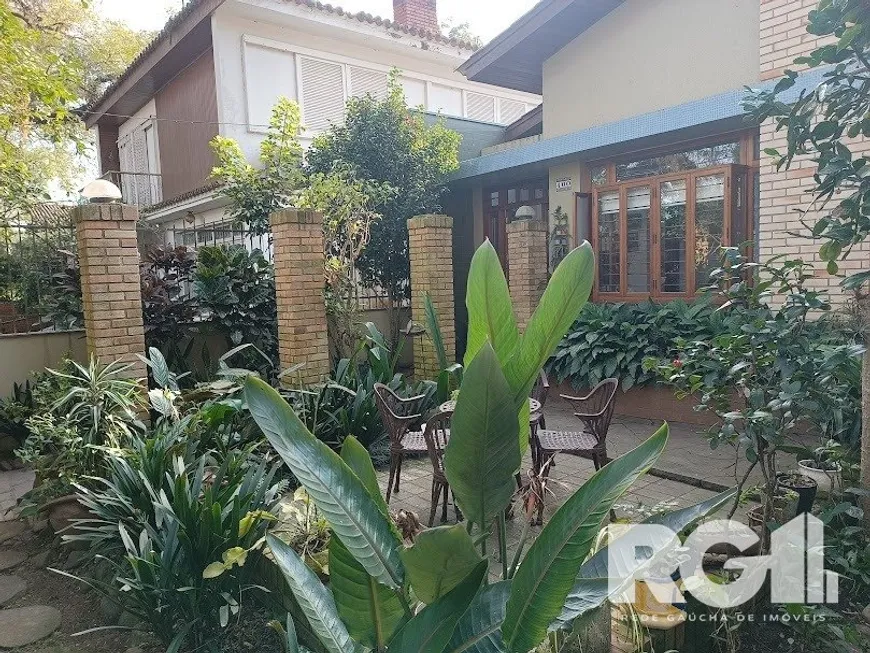 Foto 1 de Casa com 3 Quartos à venda, 211m² em Jardim Isabel, Porto Alegre