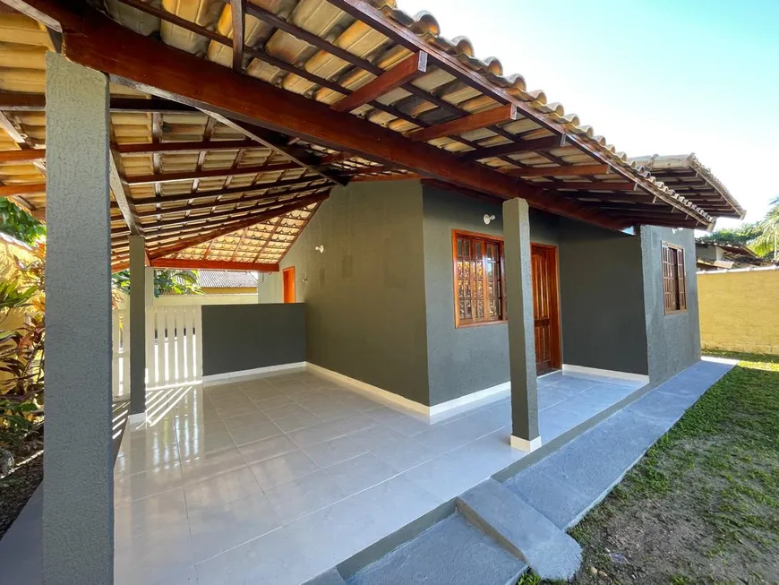 Foto 1 de Casa com 2 Quartos à venda, 76m² em Papucaia, Cachoeiras de Macacu