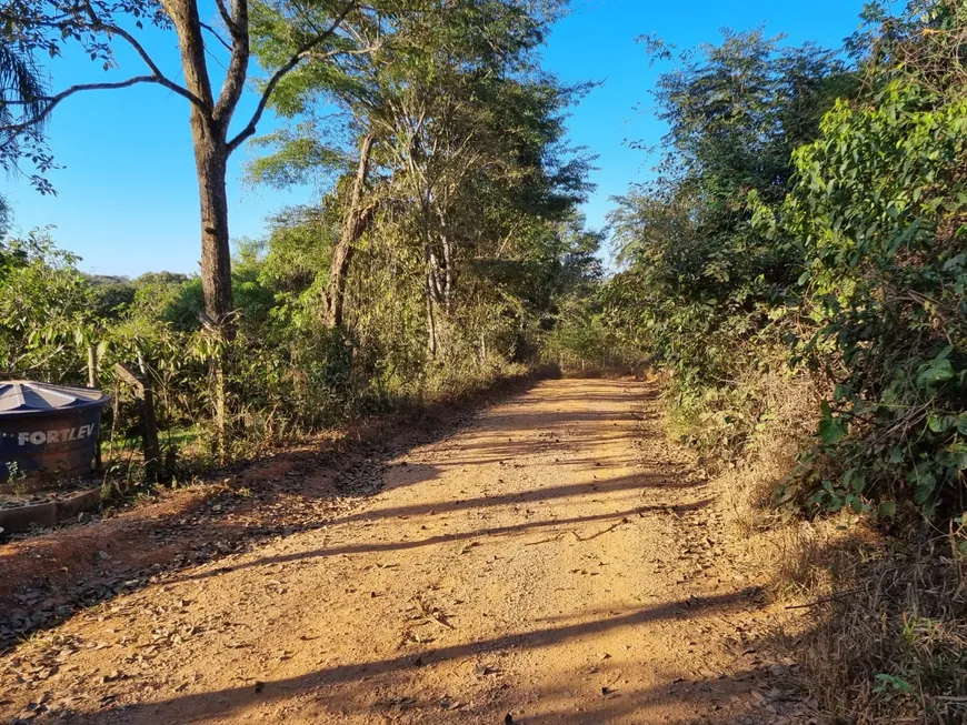 Foto 1 de Lote/Terreno à venda, 300m² em Tiradentes, Mateus Leme