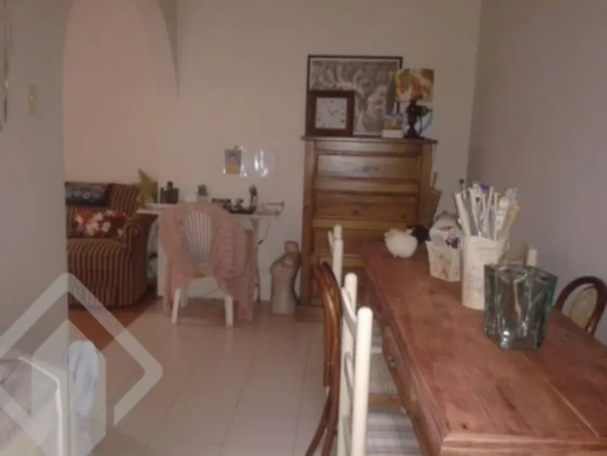 Foto 1 de Apartamento com 1 Quarto à venda, 42m² em Menino Deus, Porto Alegre