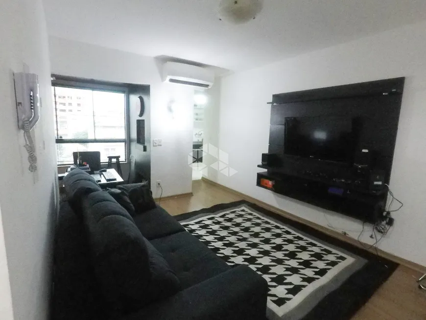 Foto 1 de Apartamento com 1 Quarto à venda, 47m² em Vila Ipiranga, Porto Alegre