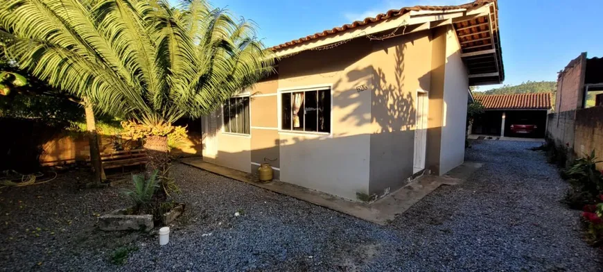 Foto 1 de Casa com 2 Quartos à venda, 49m² em Corticeira, Guaramirim