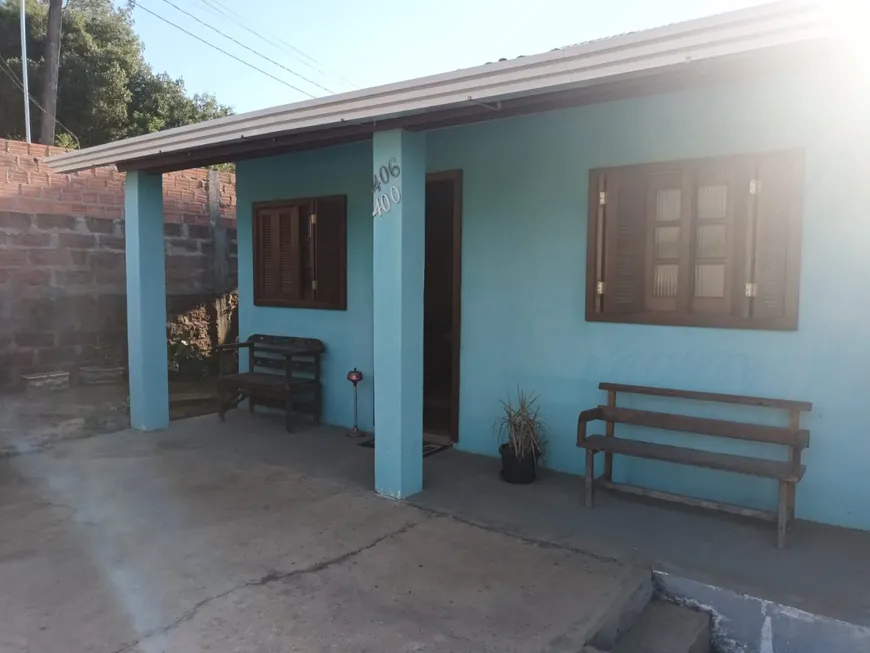 Foto 1 de Casa com 2 Quartos à venda, 130m² em Krahe, Viamão