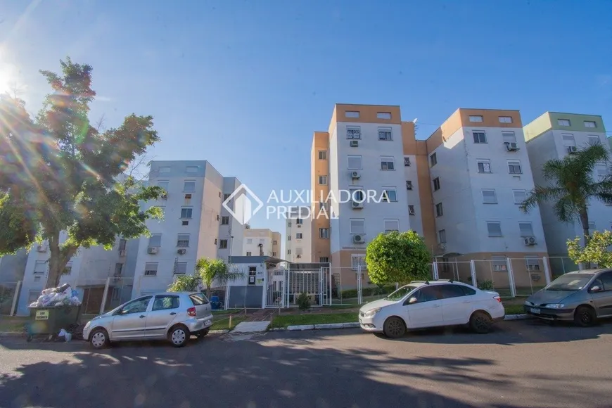 Foto 1 de Apartamento com 2 Quartos à venda, 40m² em Santa Fé, Porto Alegre