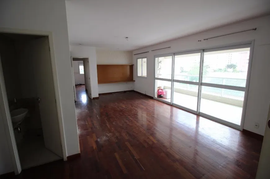 Foto 1 de Apartamento com 3 Quartos para alugar, 126m² em Brooklin, São Paulo