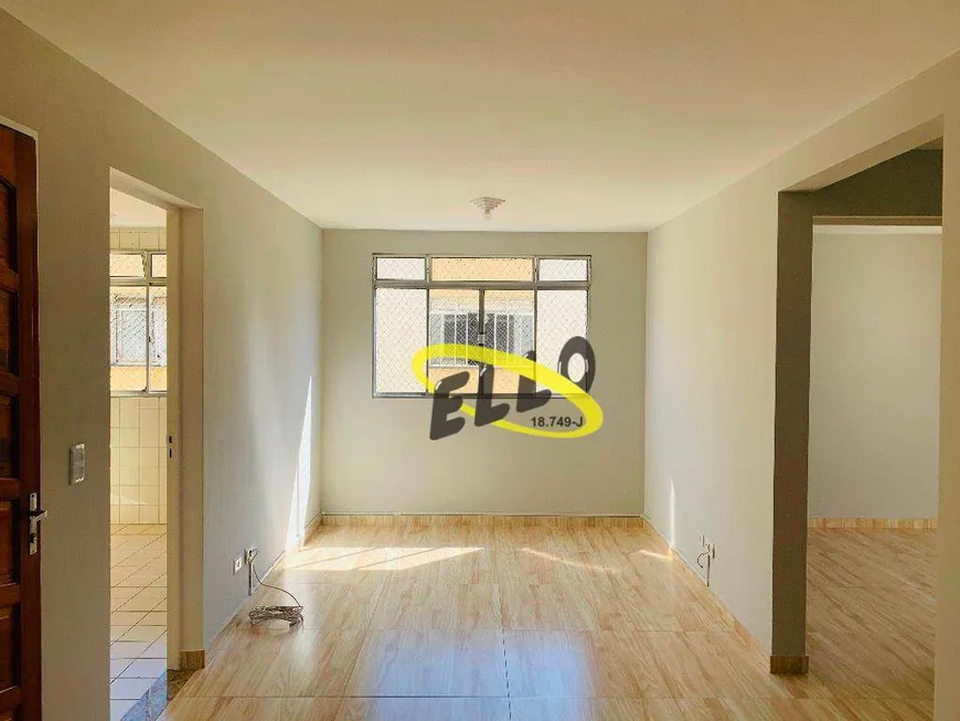 Foto 1 de Apartamento com 2 Quartos para alugar, 55m² em Jardim Caiapia, Cotia