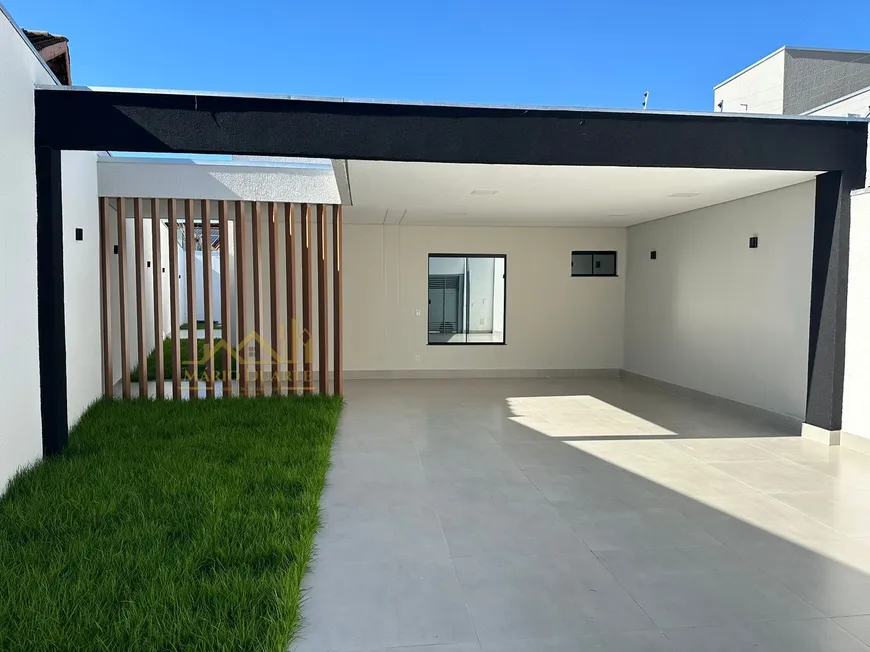 Foto 1 de Casa com 3 Quartos à venda, 189m² em Jardim Califórnia, Cuiabá