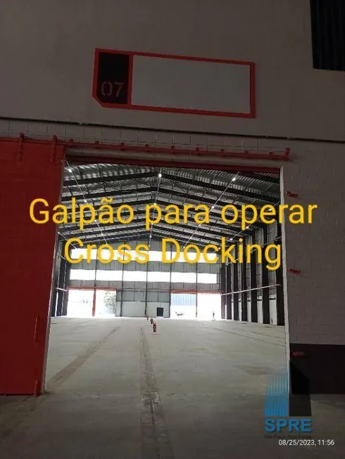 Foto 1 de Galpão/Depósito/Armazém para alugar, 3962m² em Vila Anastácio, São Paulo