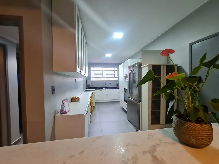 Foto 1 de Apartamento com 2 Quartos à venda, 102m² em Ponta da Praia, Santos