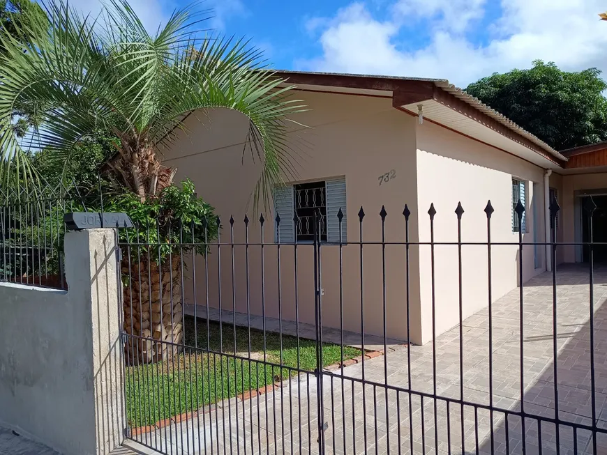 Foto 1 de Casa com 3 Quartos à venda, 165m² em Duque de Caxias, Santa Maria