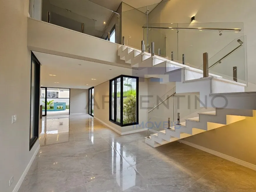 Foto 1 de Casa de Condomínio com 3 Quartos à venda, 247m² em Cezar de Souza, Mogi das Cruzes