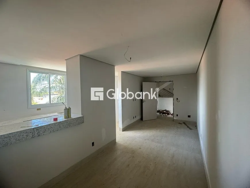 Foto 1 de Apartamento com 2 Quartos à venda, 72m² em Todos os Santos, Montes Claros