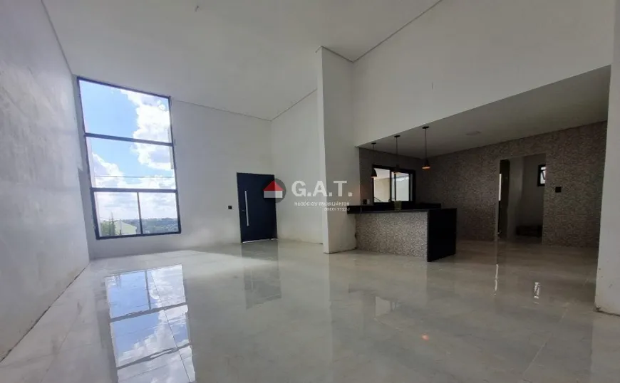 Foto 1 de Casa de Condomínio com 3 Quartos à venda, 220m² em Village Aracoiaba, Aracoiaba da Serra