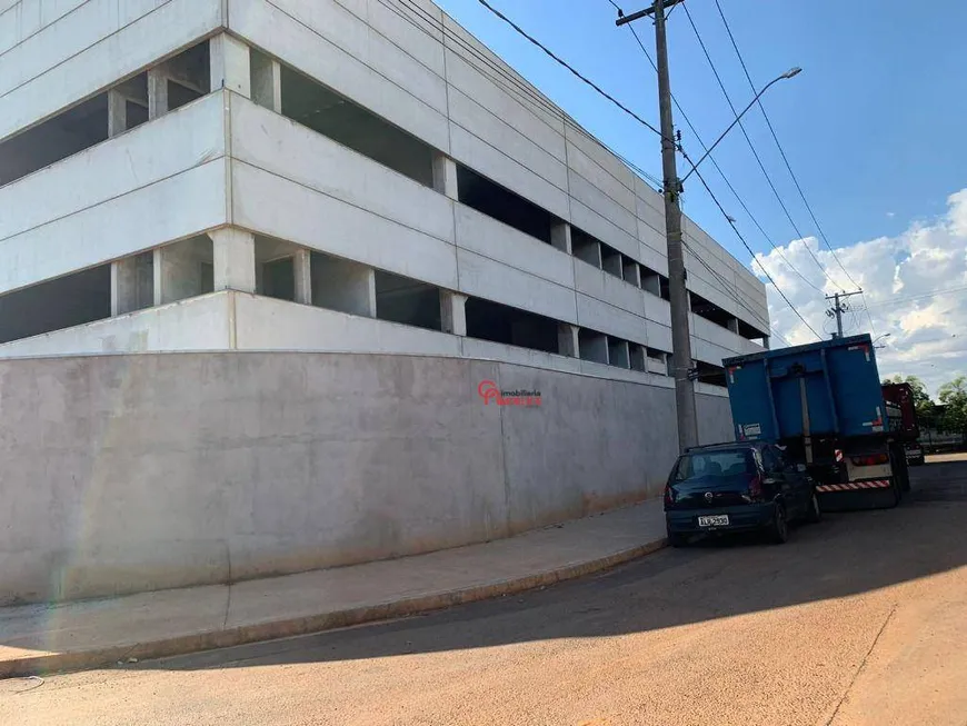 Foto 1 de Ponto Comercial para venda ou aluguel, 6000m² em Jardim São Francisco, Santa Bárbara D'Oeste