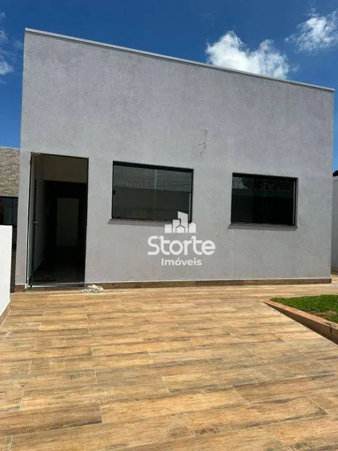 Foto 1 de Casa com 2 Quartos à venda, 70m² em Jardim Brasília, Uberlândia